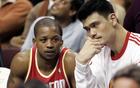 前NBA火箭顶级后卫，CBA仅待13天，4场2分被裁！16年后才曝出真相